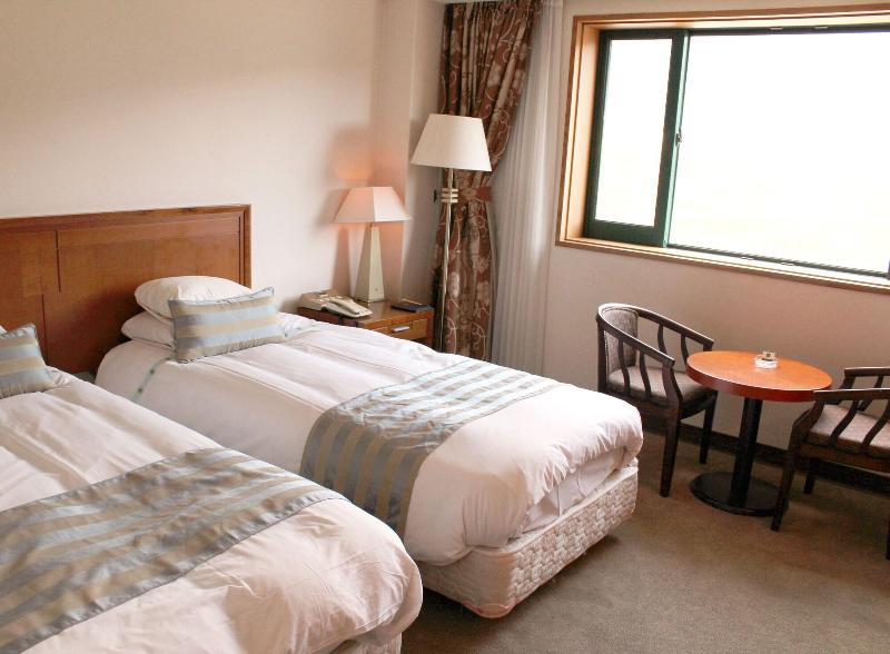 Cheongpung Resort Lake Hotel image