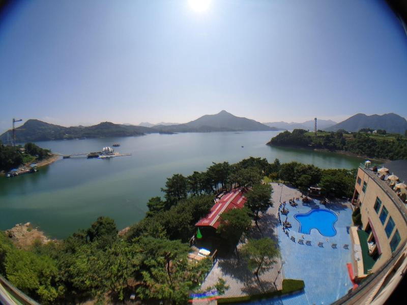 Cheongpung Resort Lake Hotel image