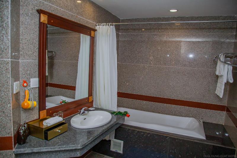 DLGL - Dung Quat Hotel image