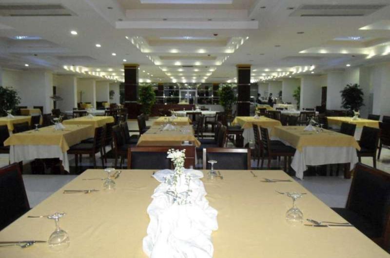 Sehr-i Nuh Otel — restaurant