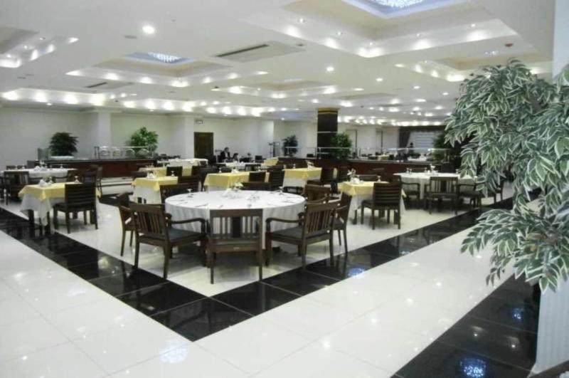 Sehr-i Nuh Otel — restaurant