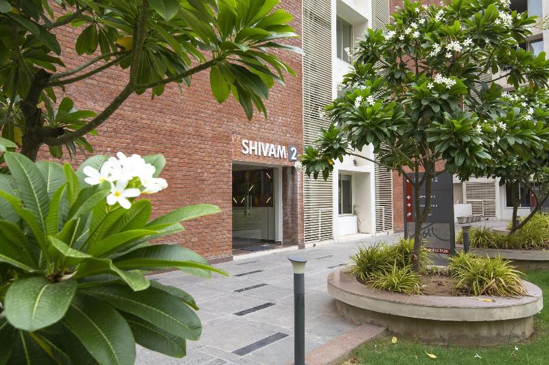 Vinnca Amba Suites image