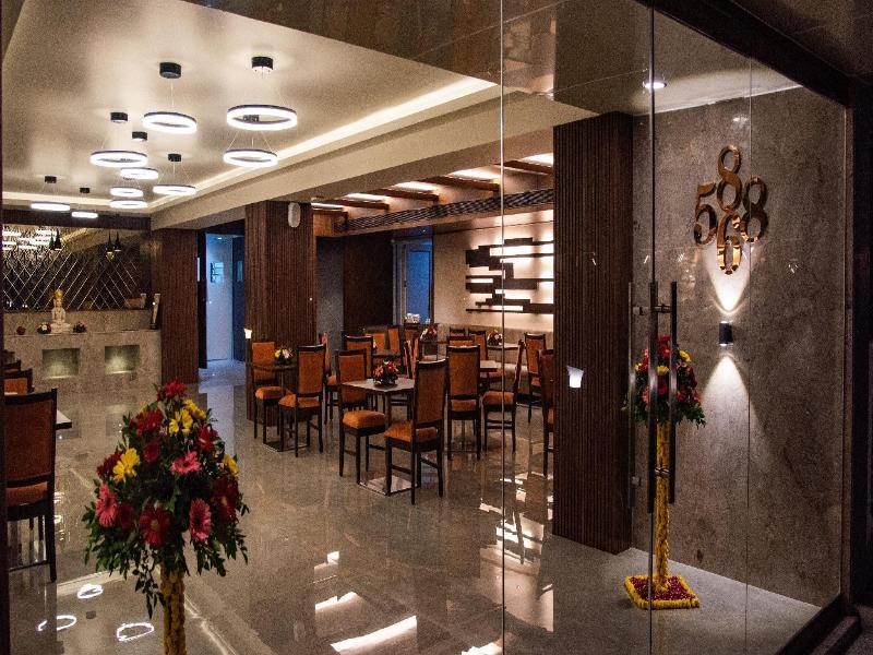 Vinnca Amba Suites image