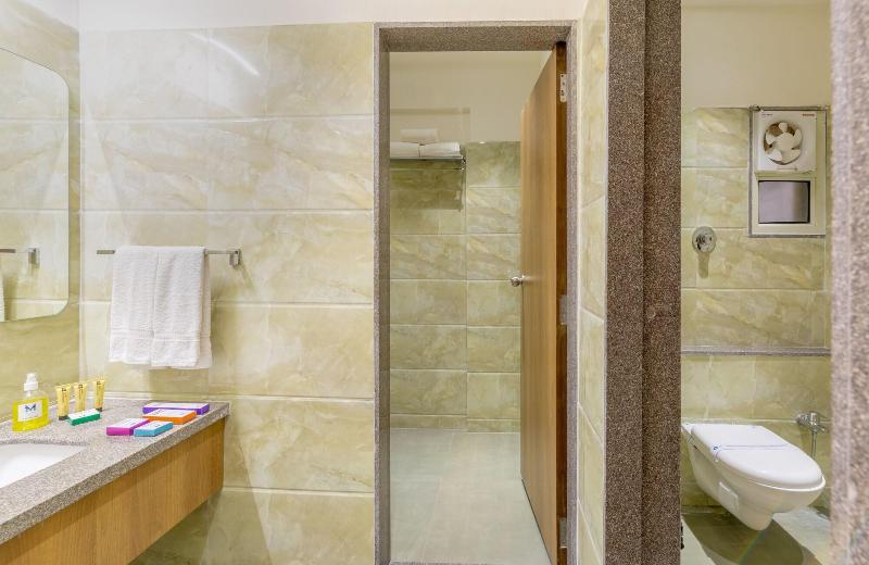 Vinnca Amba Suites image