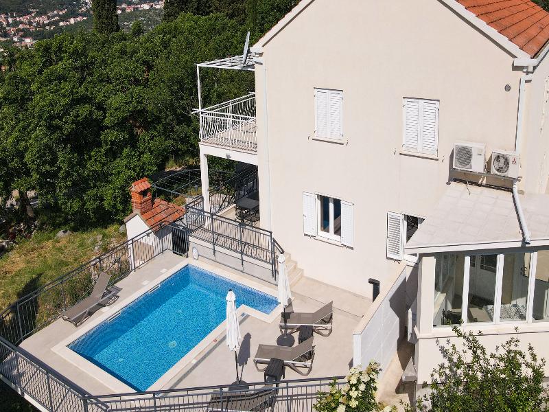 Villa Mambo image