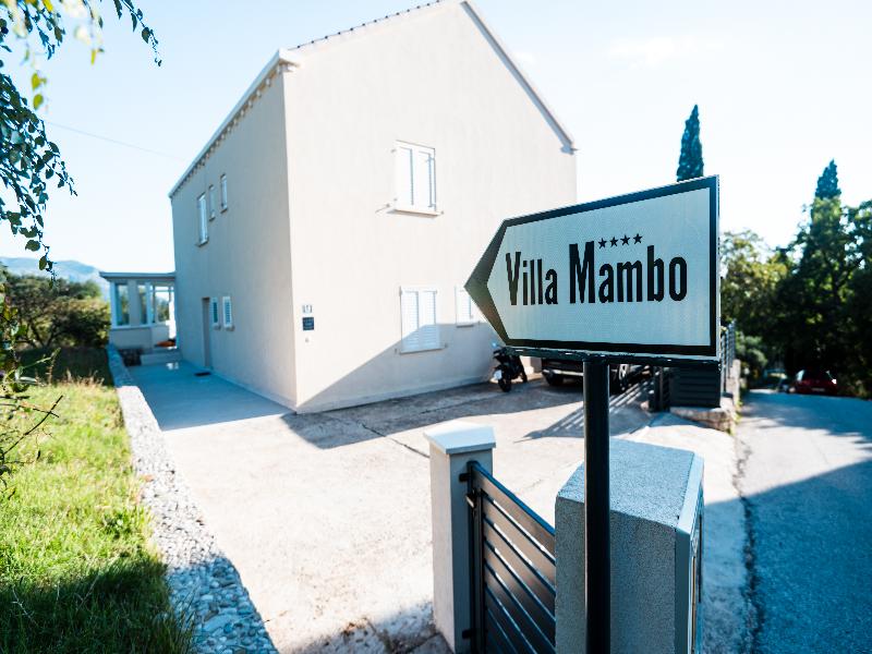 Villa Mambo image