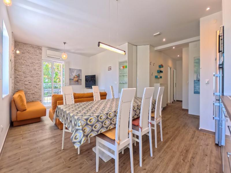 Villa Mambo image