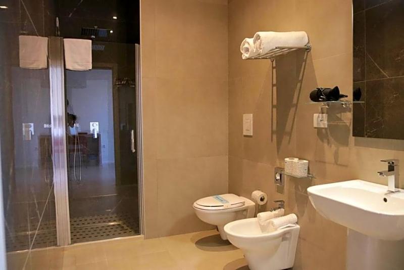 Salapia Salis Resort image