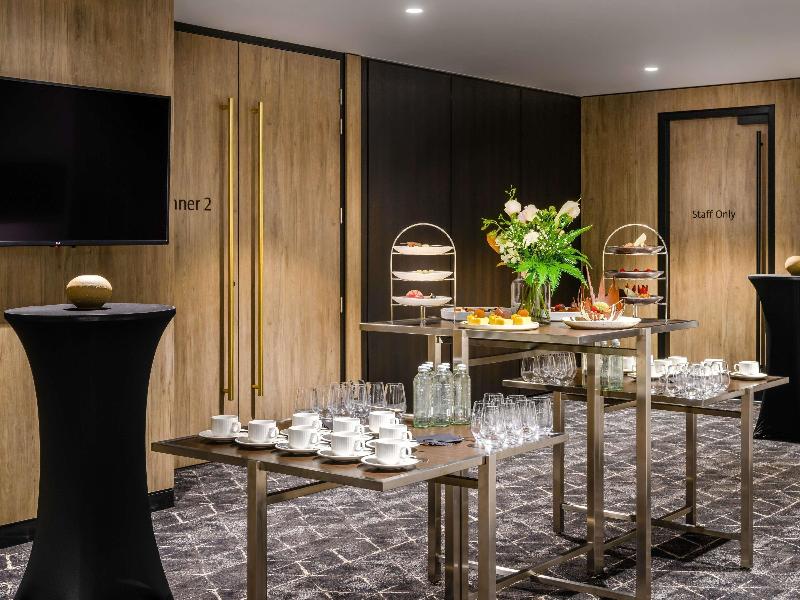 Movenpick Hotel Hobart image