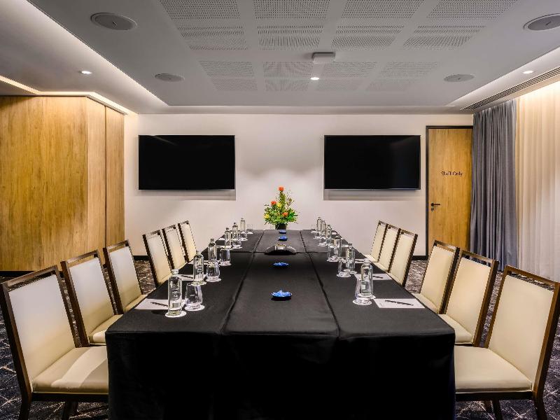 Movenpick Hotel Hobart image
