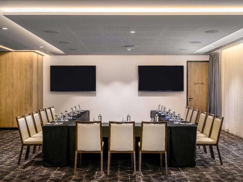 Movenpick Hotel Hobart image