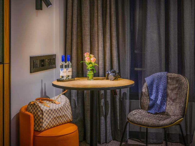 Movenpick Hotel Hobart image