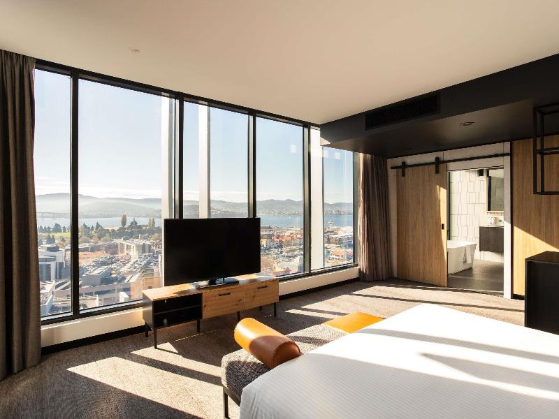 Movenpick Hotel Hobart image