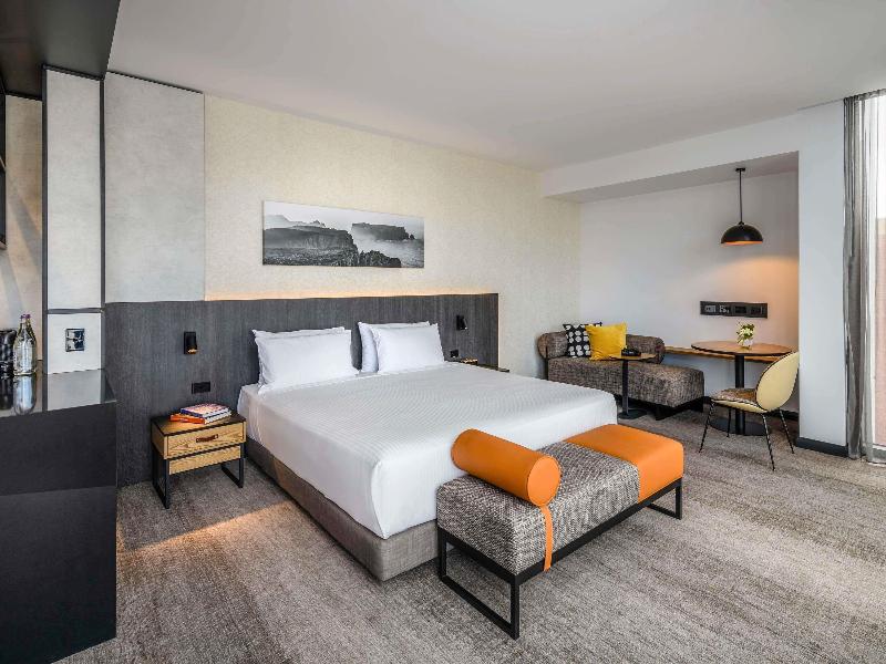 Movenpick Hotel Hobart image