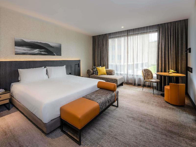 Movenpick Hotel Hobart image