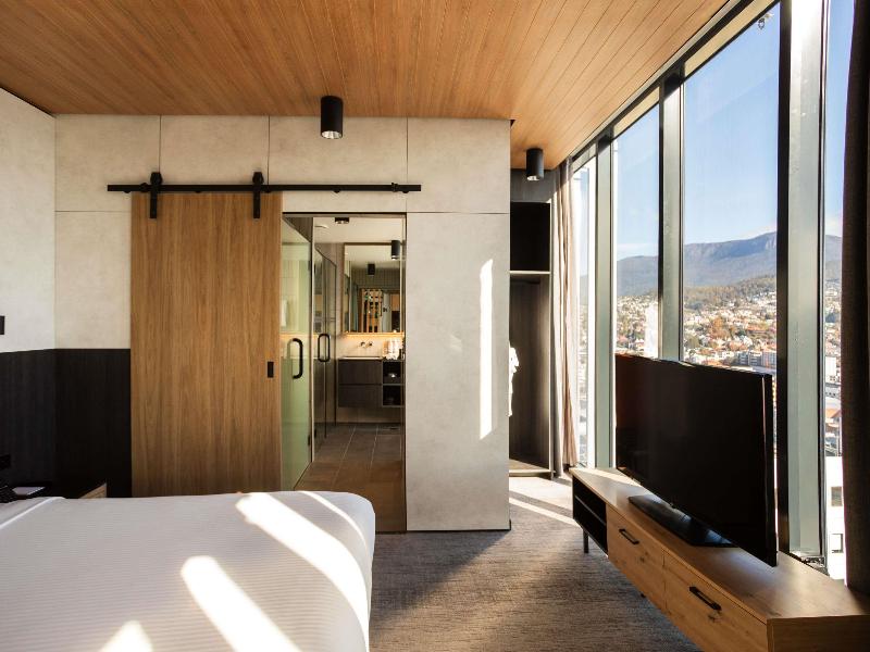 Movenpick Hotel Hobart image