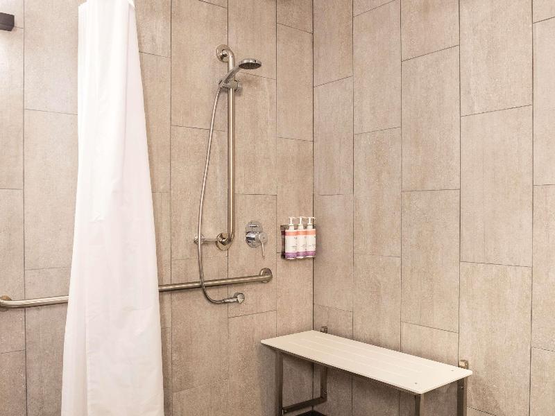 Movenpick Hotel Hobart image
