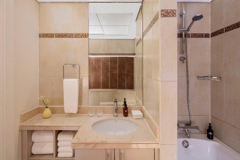 Staybridge Suites Dubai Internet City image