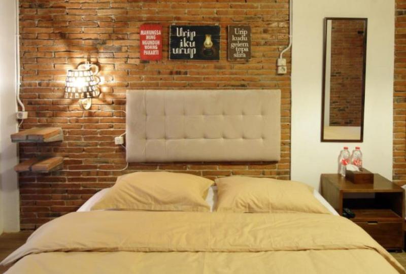 Omah Teras Bata Guesthouse image