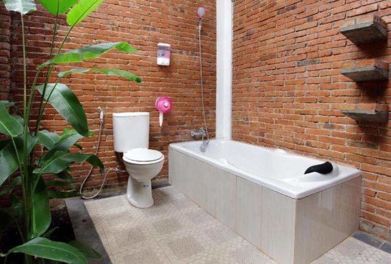 Omah Teras Bata Guesthouse image
