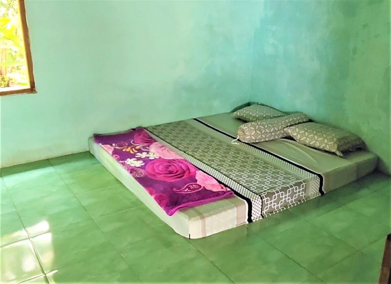 Homestay Mbak Nur by ZUZU