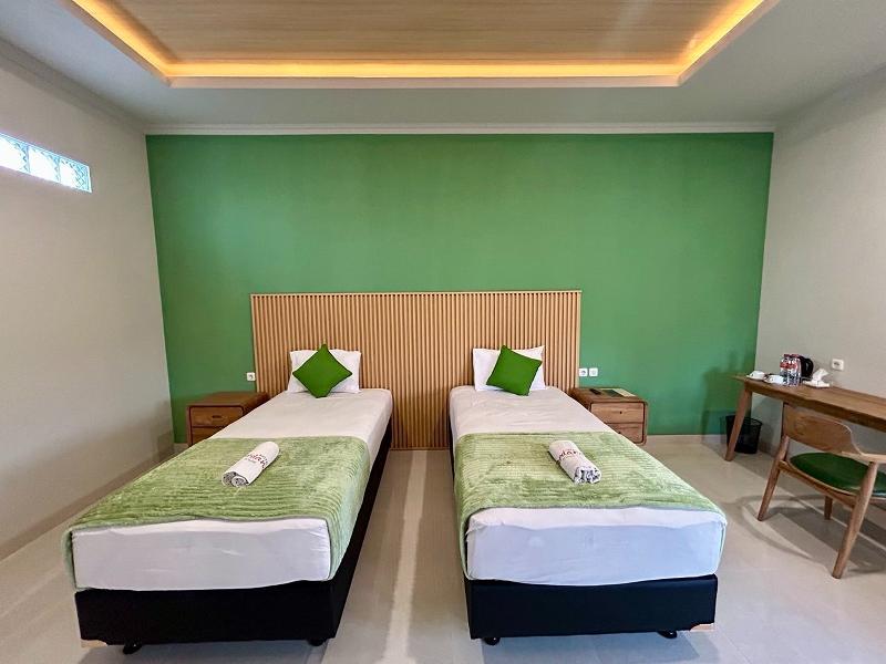 Hotel Perdana by ZUZU image