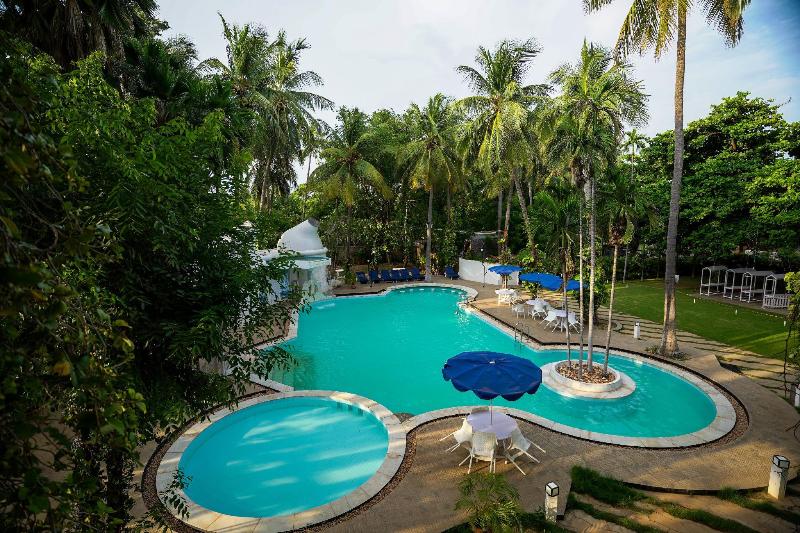 Hotel Parisutham
