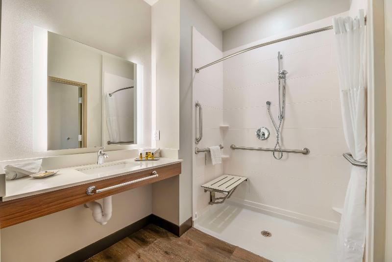 Best Western Plus Jefferson image