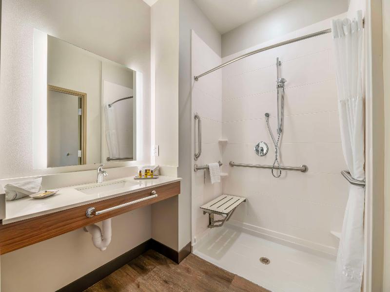Best Western Plus Jefferson image