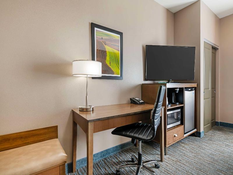 Best Western Plus Jefferson image