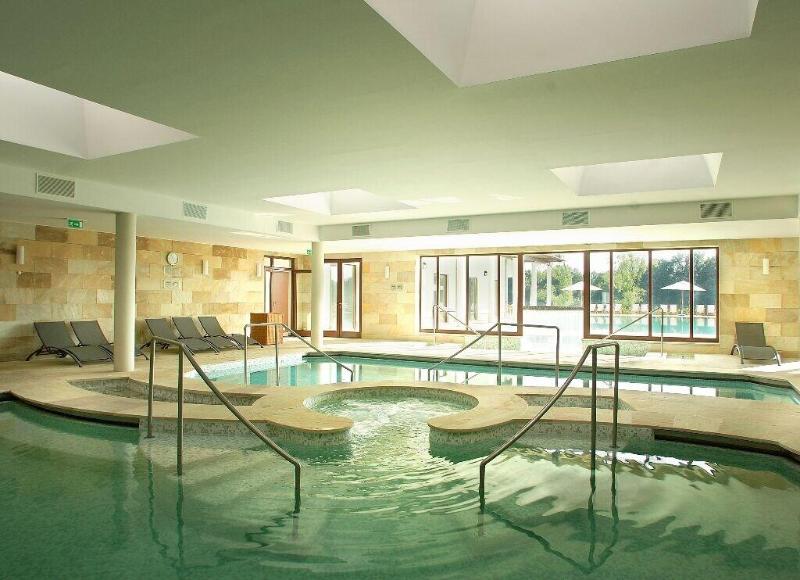 Tisza Balneum Thermal Hotel image