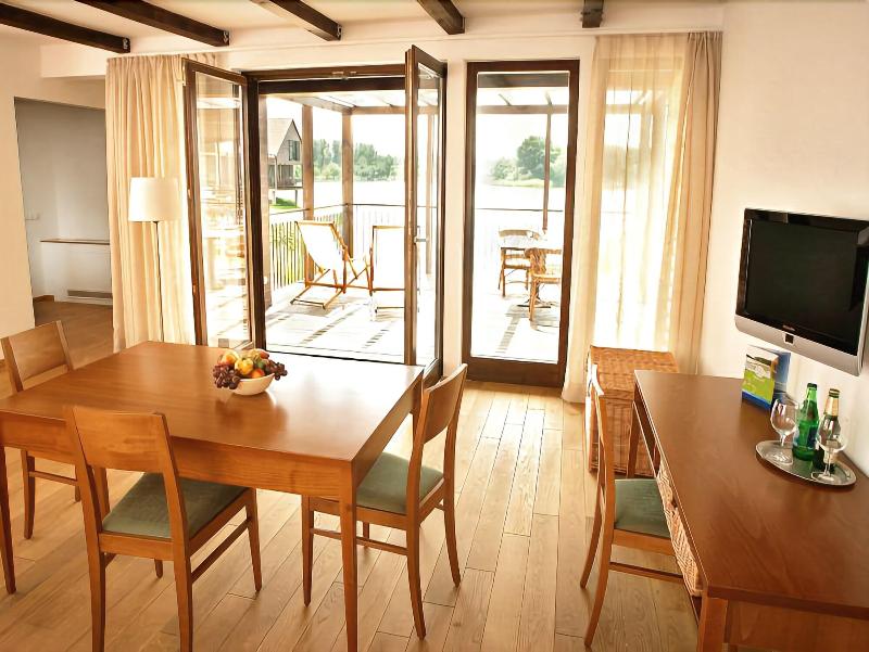 Tisza Balneum Thermal Hotel image