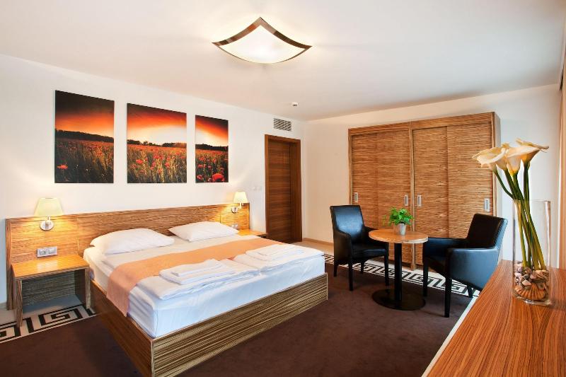 Hotel & Casinò Resort Admiral image