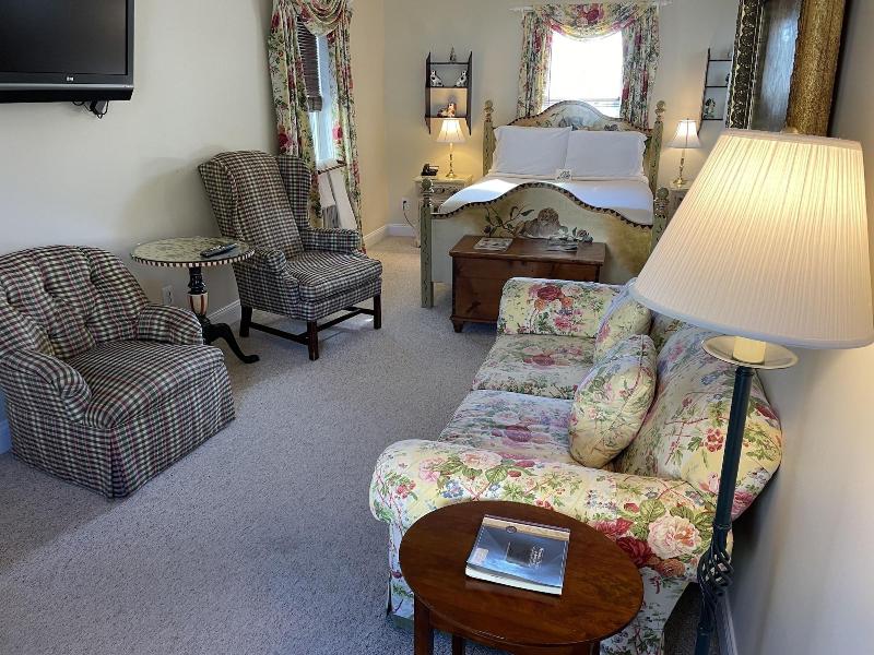 The Inn at Montchanin Village & Spa image