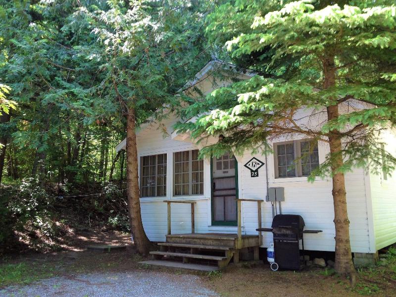 Miners Bay Lodge