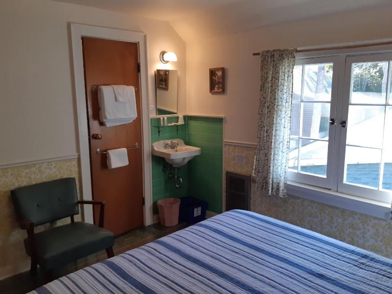Miners Bay Lodge — photo 97