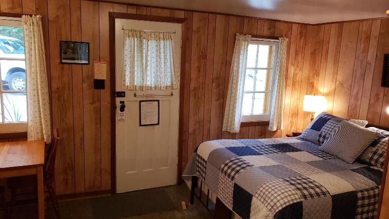 Miners Bay Lodge — photo 21