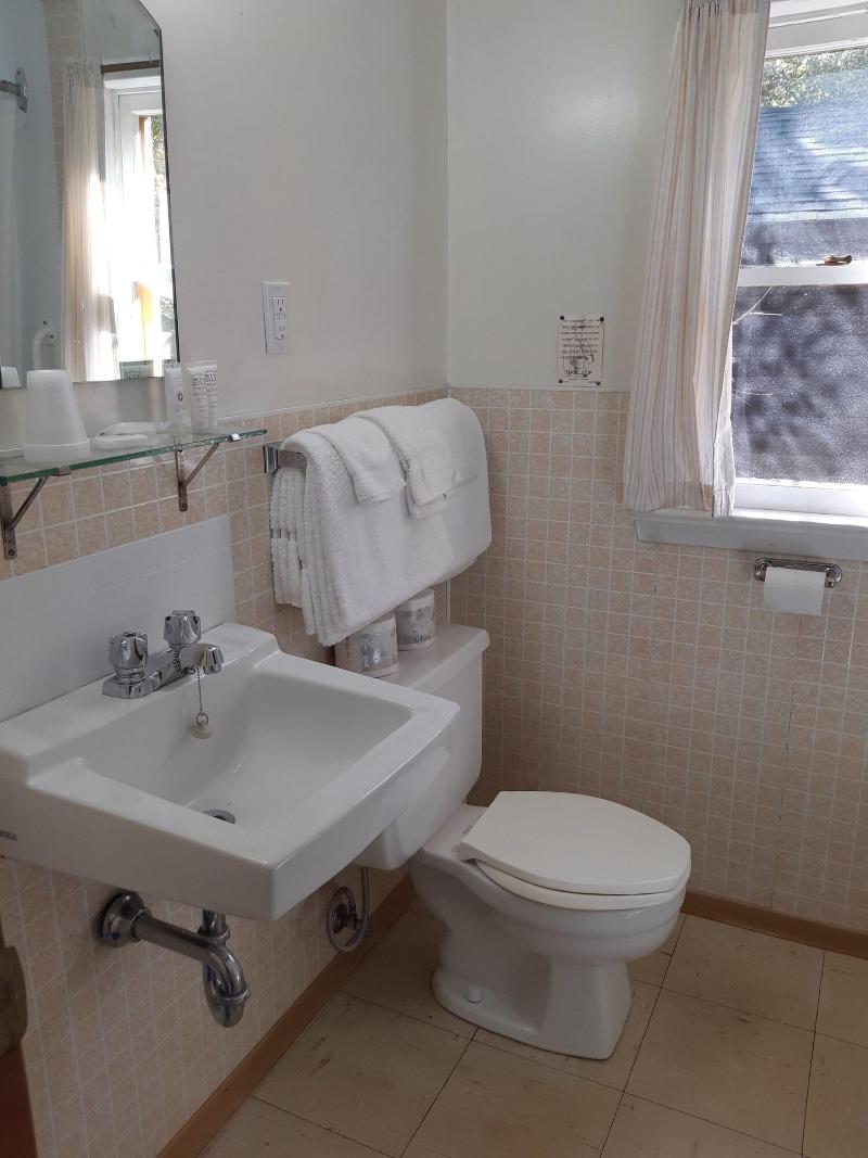 Miners Bay Lodge — photo 51