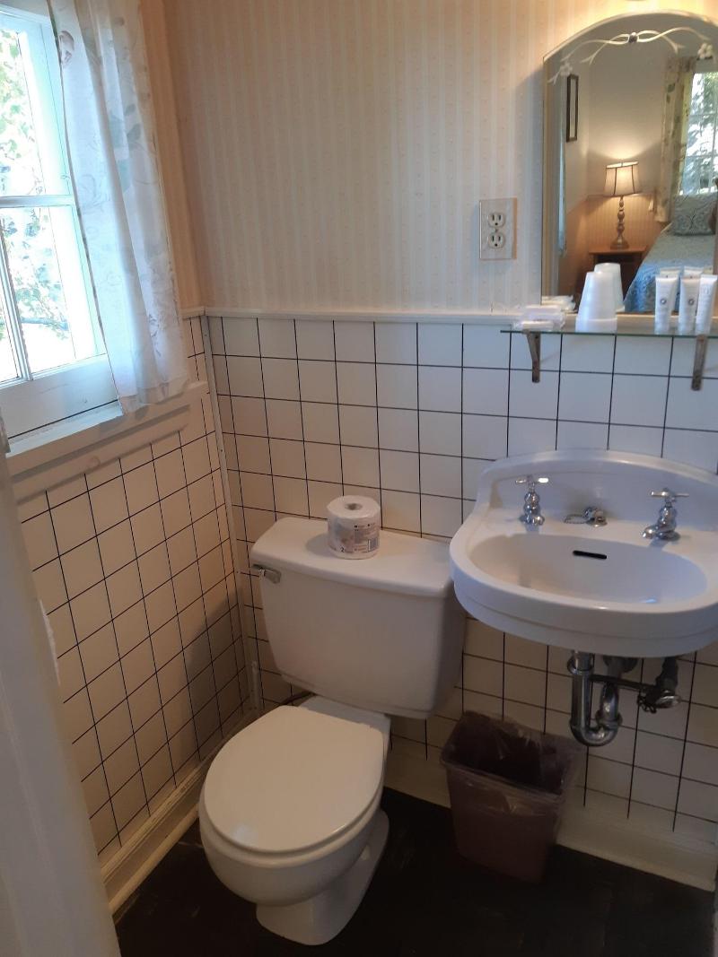 Miners Bay Lodge — photo 47