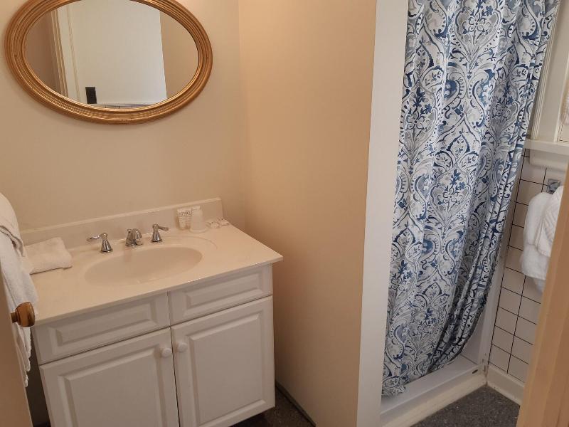 Miners Bay Lodge — photo 27