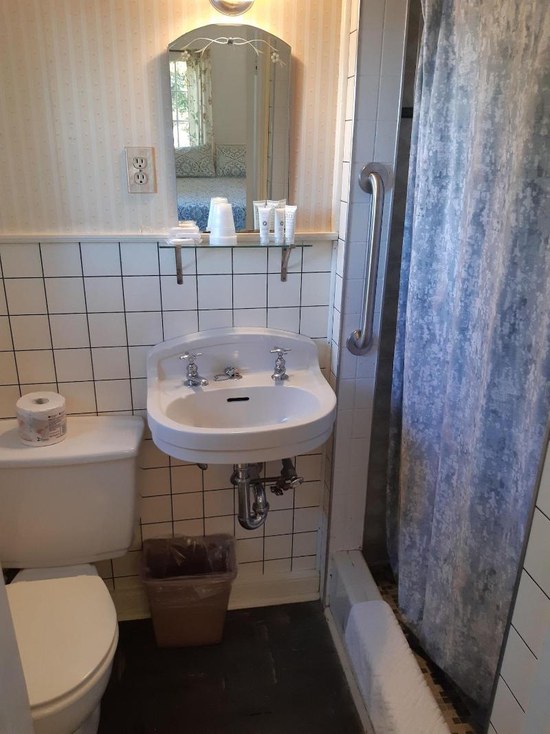 Miners Bay Lodge — photo 121