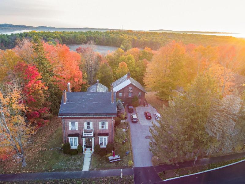 The Jeremiah Mason House B & B image