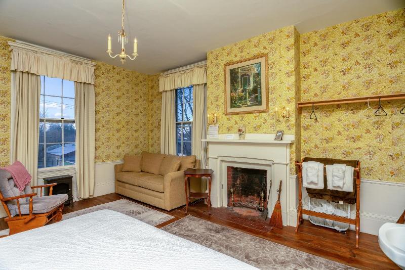 The Jeremiah Mason House B & B image