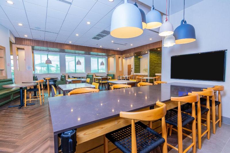 Fairfield Inn & Suites by Marriott Houston League  image