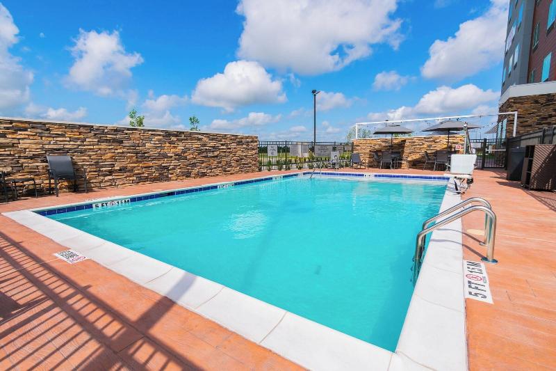 Fairfield Inn & Suites by Marriott Houston League  image