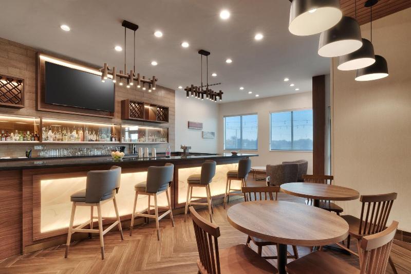 Fairfield Inn & Suites by Marriott Houston League  image