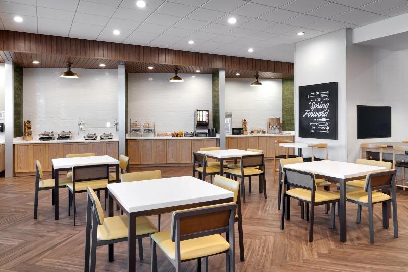 Fairfield Inn & Suites by Marriott Houston League  image
