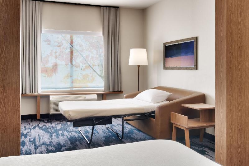Fairfield Inn & Suites by Marriott Houston League  image