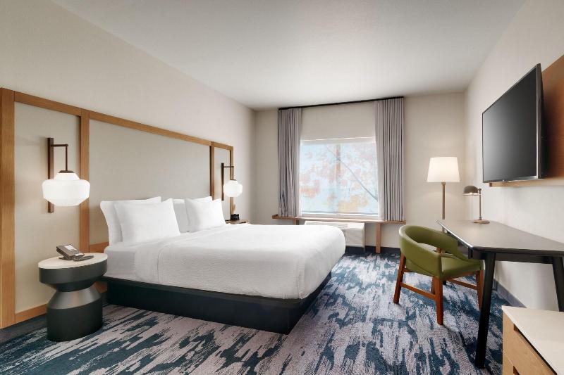 Fairfield Inn & Suites by Marriott Houston League  image
