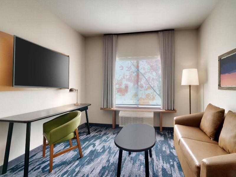Fairfield Inn & Suites by Marriott Houston League  image